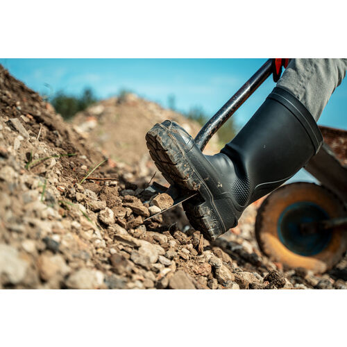 Ｃａｍｍｉｎａｒｅ　ＥＶＡ防寒セーフティブーツ　“ＳＩＣＵＲＯ　Ｓ５”（帯電防止仕様）　２６．０ SICS5-02-IN-42-26.0