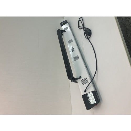 ＮＡＫＡＴＯＭＩ　天吊り型遠赤外線電気ヒーター　単相２００Ｖ　ＦＩＨー１５ＲＣ FIH-15RC